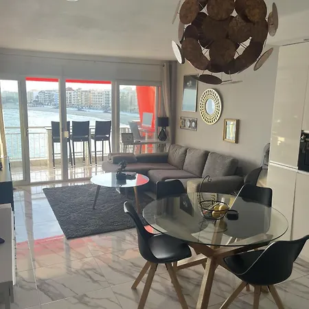 Casa Luz Mar - A Holiday Management Property * Torrevieja