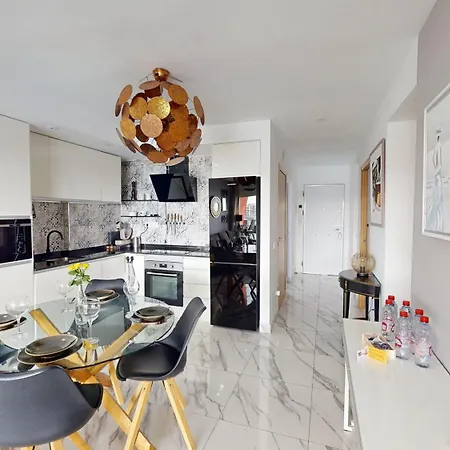 Casa Luz Mar - A Holiday Management Property * Torrevieja